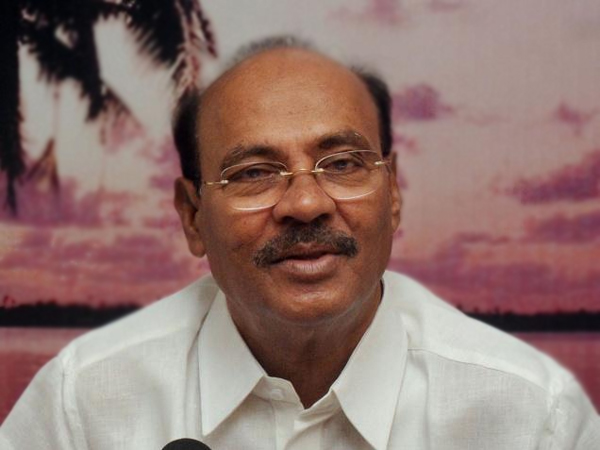 પીએમકેના સંસ્થાપક એસ રામાદોસ