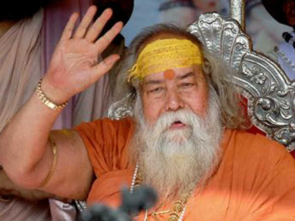 સ્વામી 'વિવાદાનંદ'