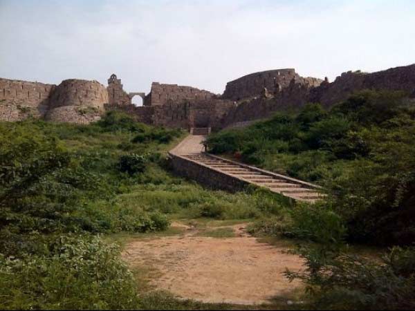 આદિલાબાદ કિલ્લો