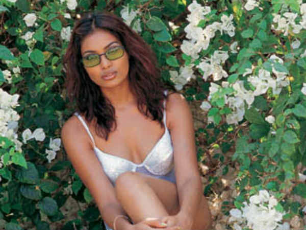 જુઓ Cool બિપાશા બાસુની Hot તસવીરો