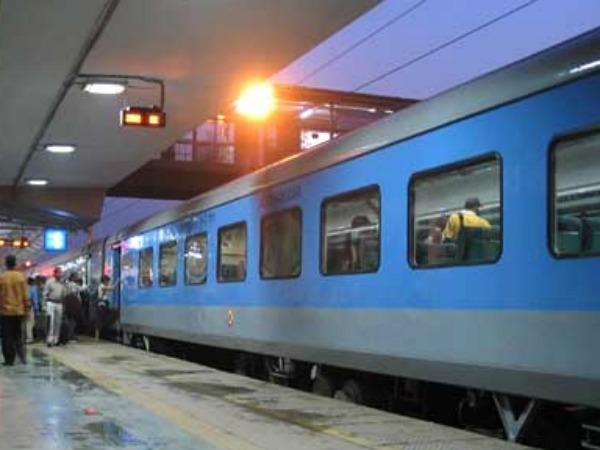 મુસાફરી આનંદદાયક