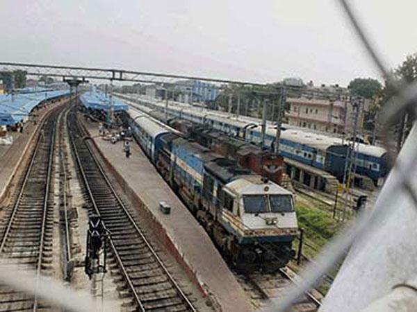 સેકન્ડ ક્લાસ સ્લીપર