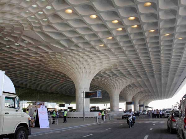 લગભગ 21 મિલિયન છે વસ્તી