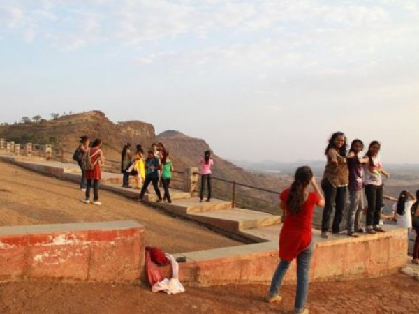 રાજ્યપાલ હિલ