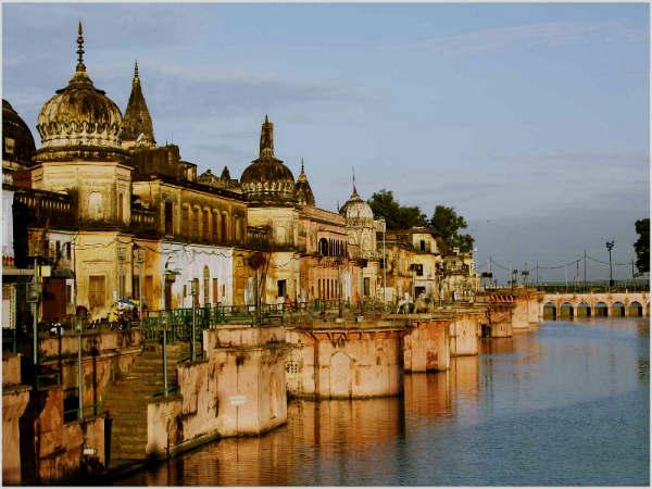 શ્રી રામ જન્મભૂમિ અયોધ્યાની તસવીરો