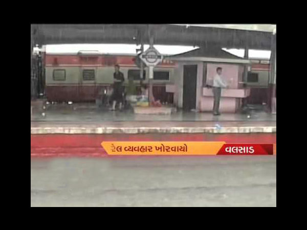 વરસાદના કારણે ટ્રેન પ્રભાવિત