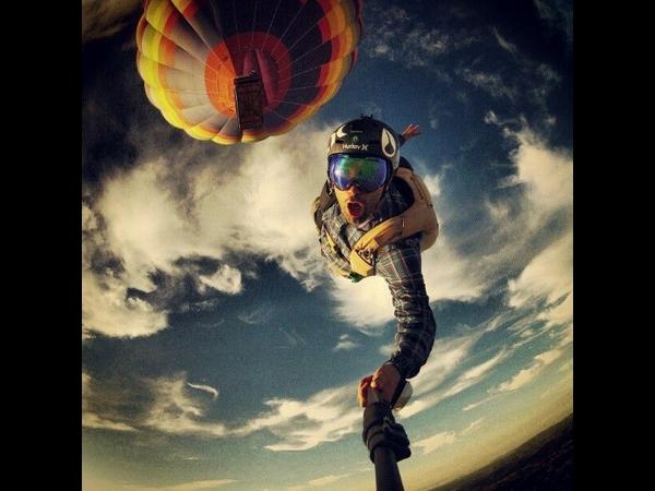 Balloon jump selfie