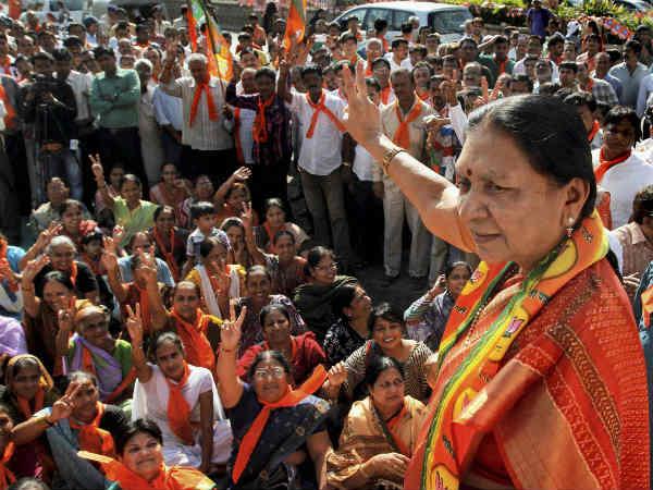 ગુજરાતની નારી શકિત આગળ વધે