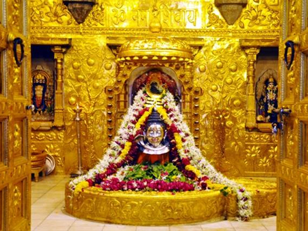મંદિર દિશા-સૂચક છે