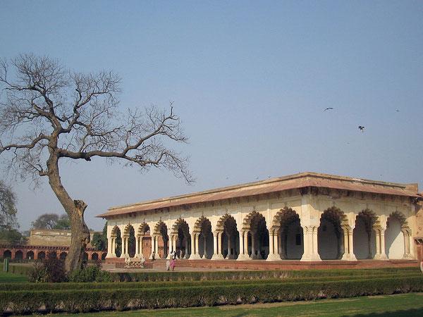 દીવાન-એ-આમ