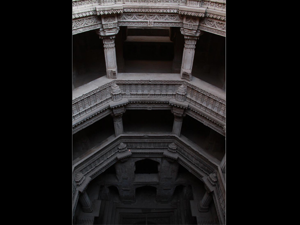 અહીં કેવી રીતે પહોંચશો: