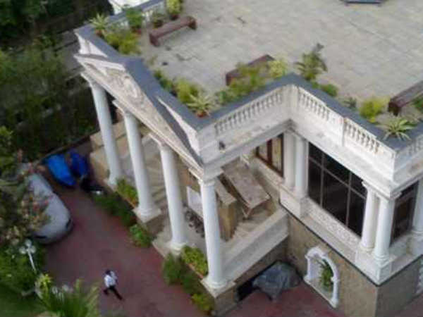 Pictures Of Shahrukh Khan Residence Mannat