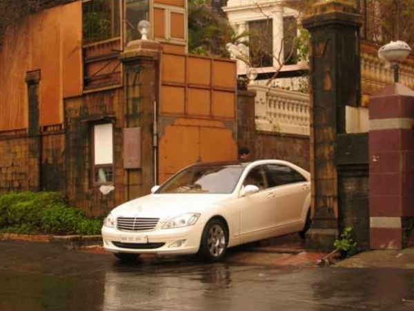 Pictures Of Shahrukh Khan Residence Mannat