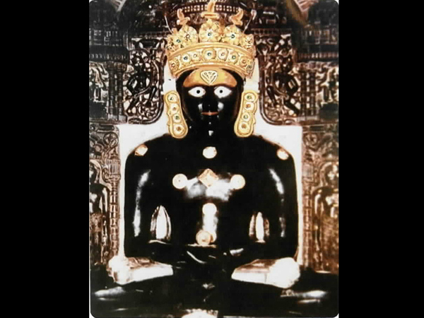 નેમીનાથજીનાં દેરાસર