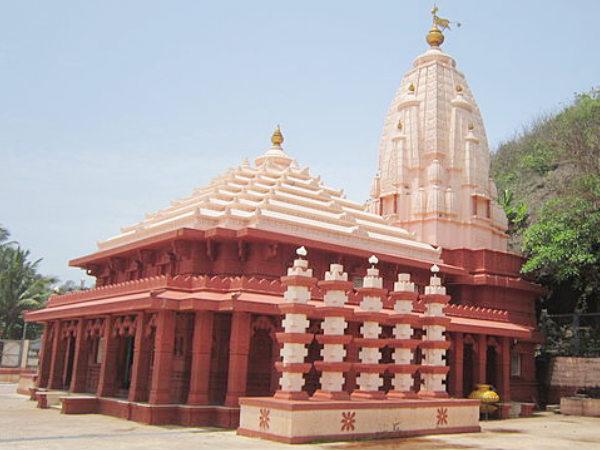 ભગવાન ગણેશ સ્વયંભૂ મંદિર