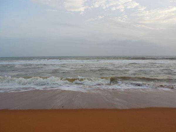 શંકુમુઘમ બીચ