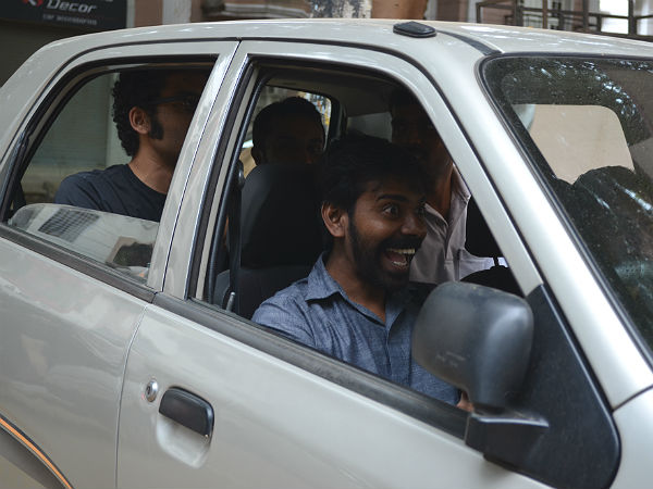 10. પોતાનો વજન ઉચકી શકનારી કાર