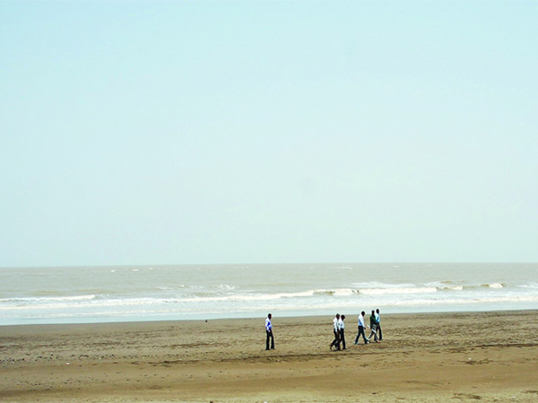 સુવાળી બીચ