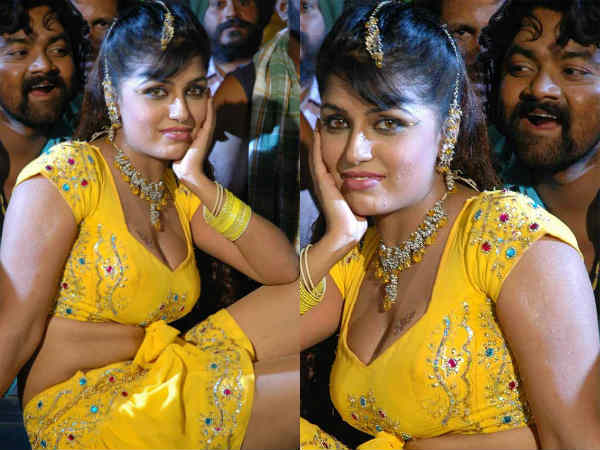 Yummy Yellow Beauties Of Bollywood
