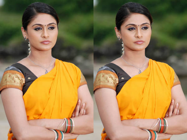 Yummy Yellow Beauties Of Bollywood