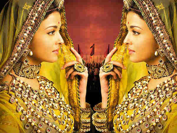 Yummy Yellow Beauties Of Bollywood