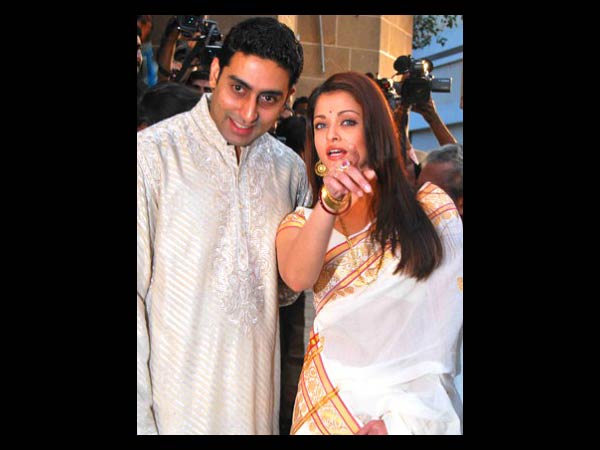 Aish In White
