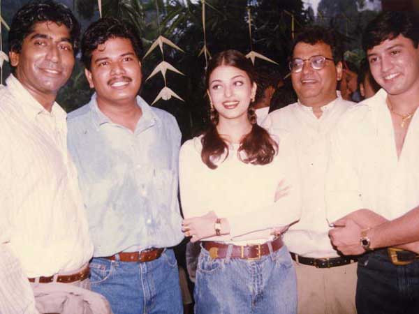 Aish In White