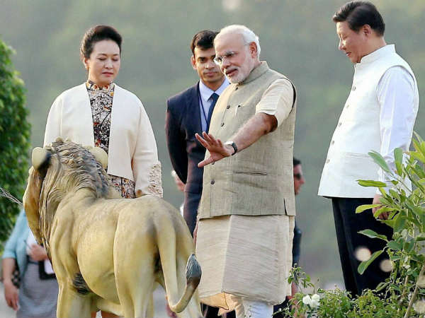 સાબરમતીના કિનારે શી જિનપિંગ