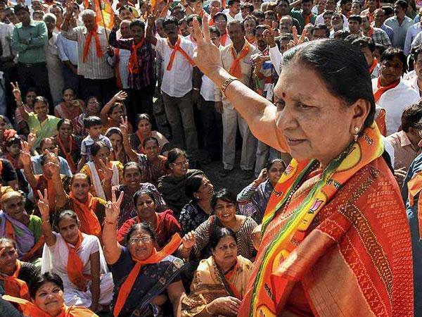 આનંદીબેન પટેલ, મુખ્યમંત્રી ગુજરાત