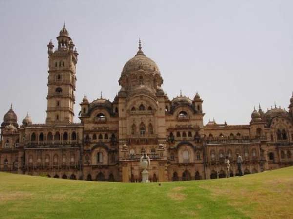 અન્ડરગ્રાઉન્ડ ડ્રેનેજ લાઇન