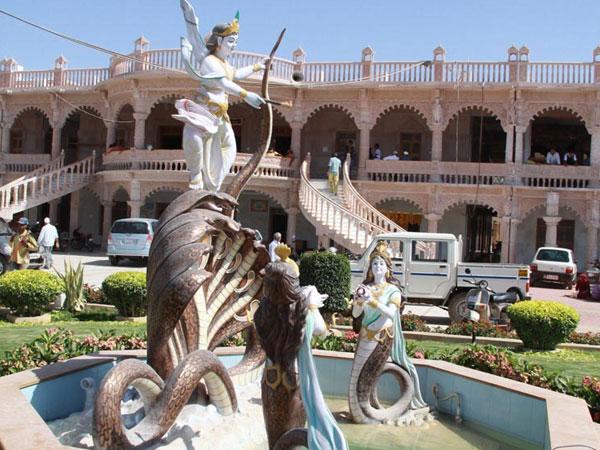 સ્વામીનારાયણ મંદિર