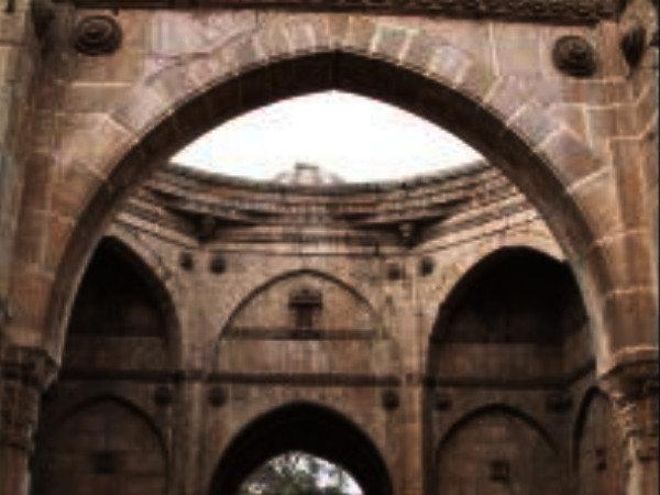 સિકંદર શાહનો મકરબો