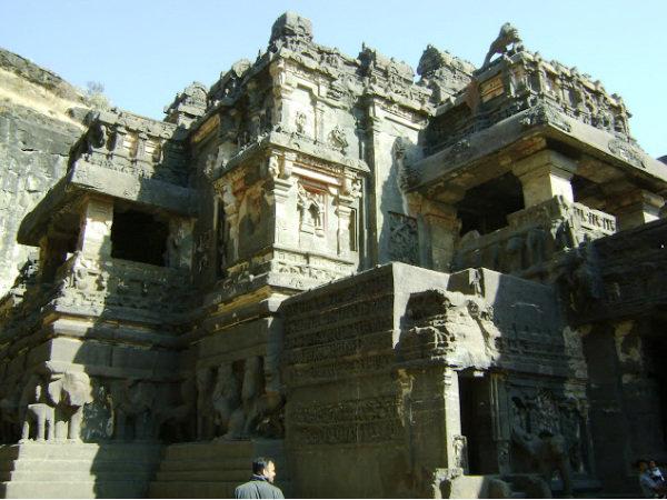 રોક કટ ટેમ્પલ