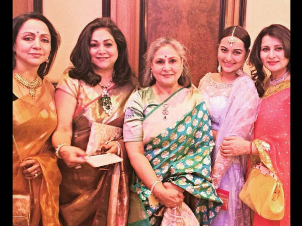 મહિલા મહેમાનો