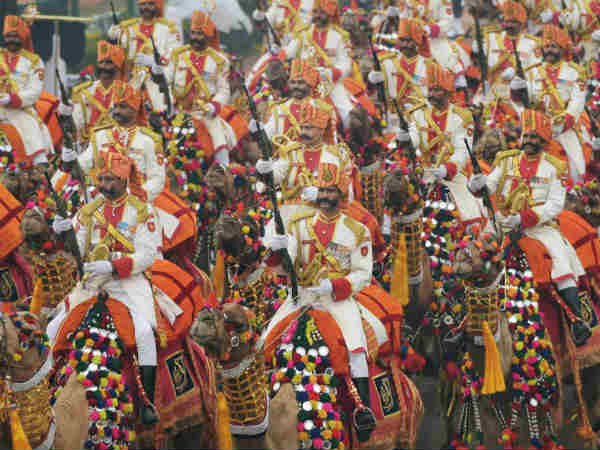 પરેડ દરમિયાન વરસાદ