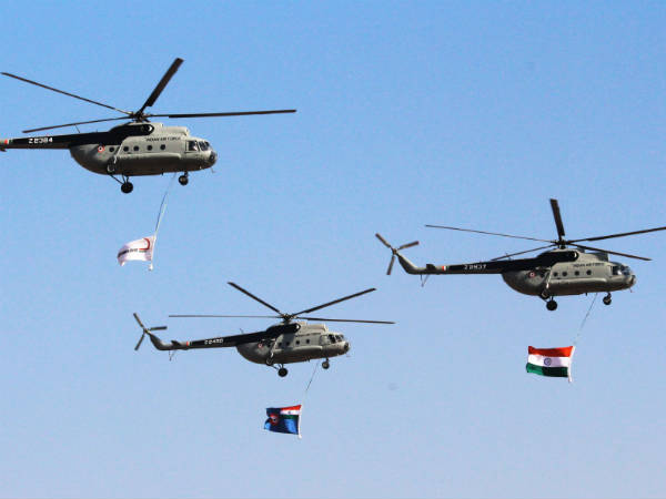 એરો ઇન્ડિયા 2015 શૉની દિલધડક તસવીરો