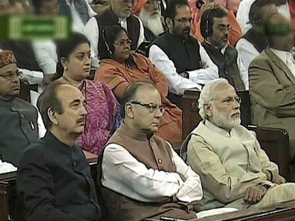 સંસદમાં વડાપ્રધાન અને તેમના મંત્રી