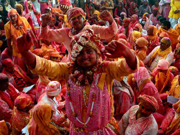 મથુરામાં હોળી