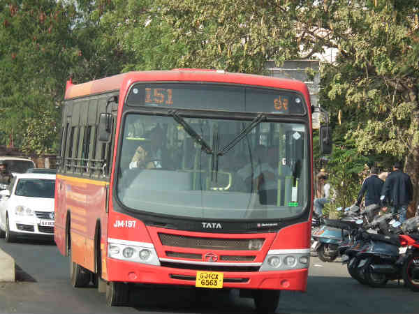 AMTSના ભાડામાં ઘટાડો