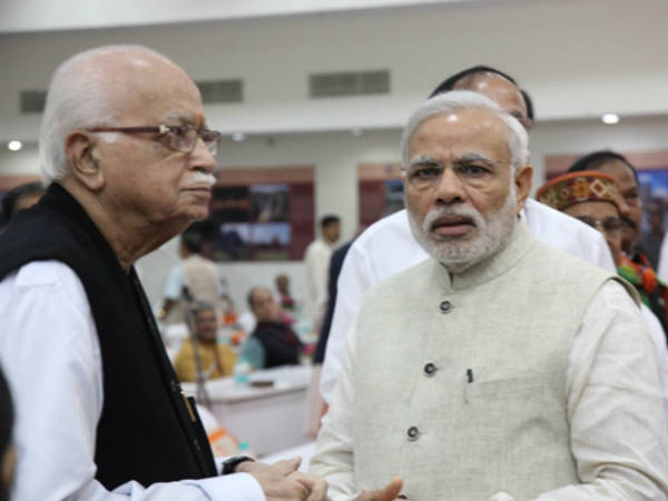 એલ.કે.અડવાણીને કરાયા ઇગ્નોર