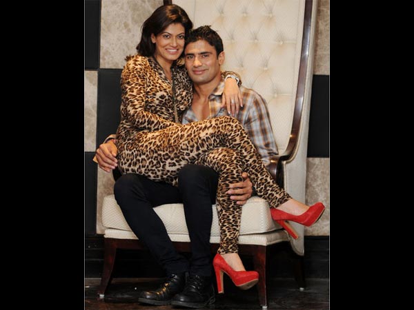 સંગ્રામ સિંહ - પાયલ રોહતગી