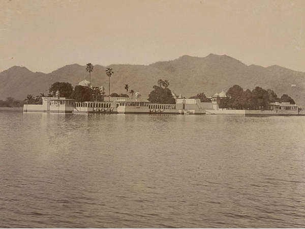 જલ મહેલ