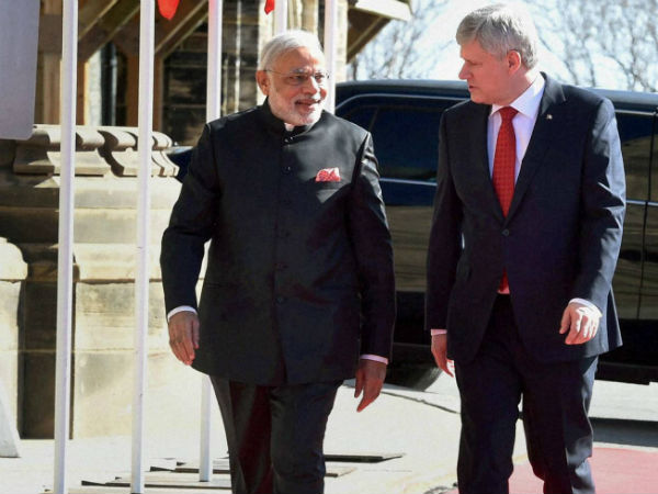 વિપક્ષ પર લગાવી ચાબૂક