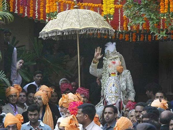 ઘોડી પર વરરાજા