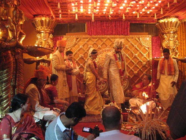 લગ્નને થયા 8 વર્ષ