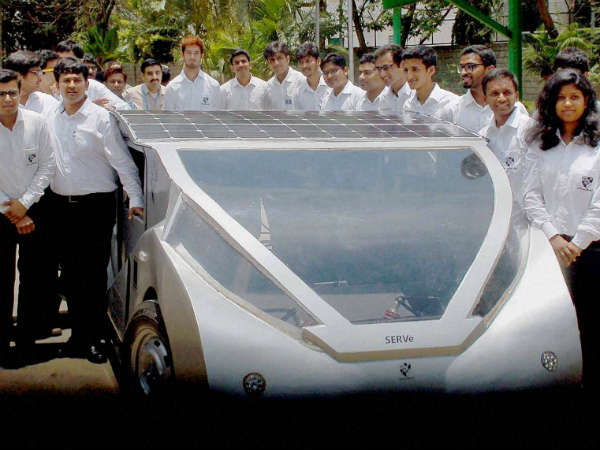બેંગ્લોરમાં દોડી સૂર્ય કાર