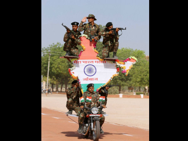 રાજસ્થાન પોલિસનો ડેરડેવિલ સ્ટંટ