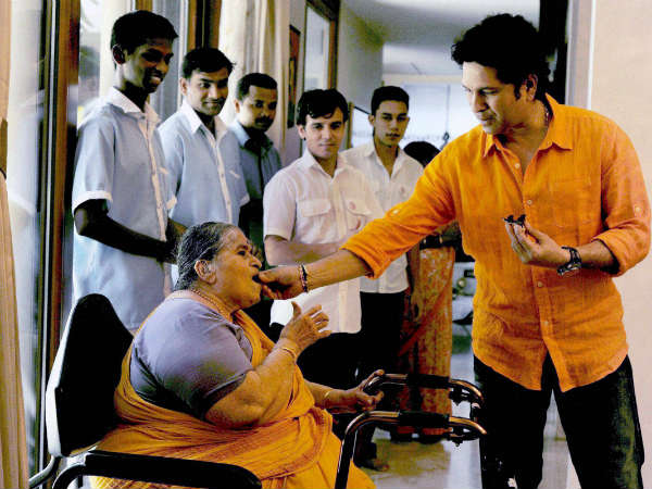 મમ્મીના લાકડકો સચિન તેંડુલકર