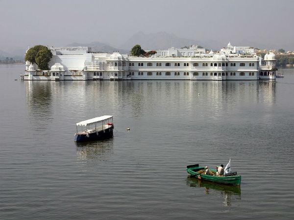 લેક પેલેસ