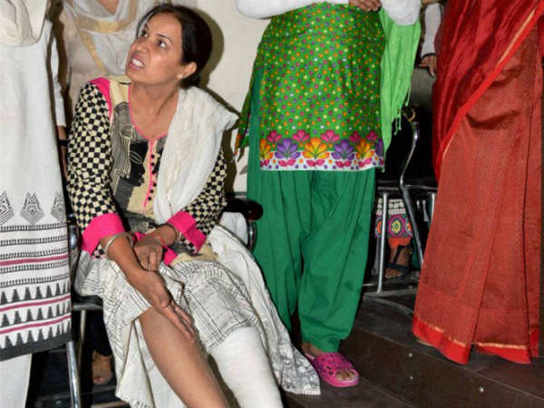દિલ્હી પોલિસની બર્બરતા બતાવી ક્રોંગ્રેસ કાર્યકર્તાઓએ